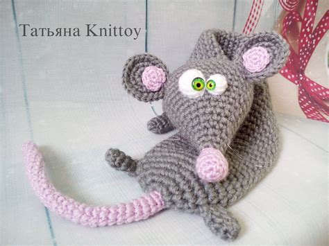 Amigurumi rat mouse toy. Crochet pattern toy rat | Вязаные подарки ...