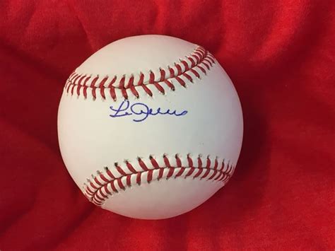 The Official Auction Site Of Reds Auctions Cincinnati Reds Auctions