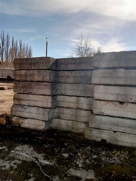 Фундаментні блоки ФБС, плити дорожні та інше вживані: 500 грн. - Цегла ...