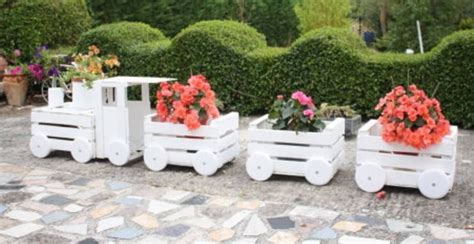 Wooden Train Garden Planter Made With Crates Video Tutorial