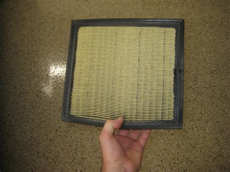 Toyota Highlander Engine Air Filter Replacement Guide