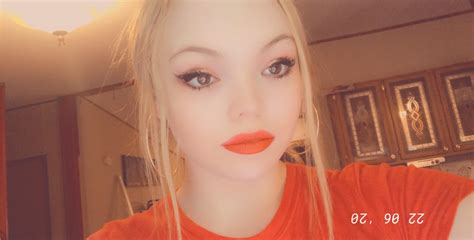 Online Horny Selling Ready To Play Babe I Dont Know Why Im So Horny Tonight Maybe You