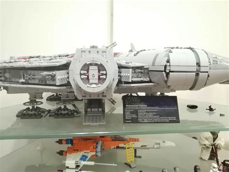 Сокол Тысячелетия: китайский аналог набора Lego 75192 | Пикабу
