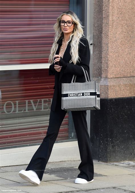 Olivia Attwood Olivia Attwood Nude The Fappening Photo 1259507 FappeningBook