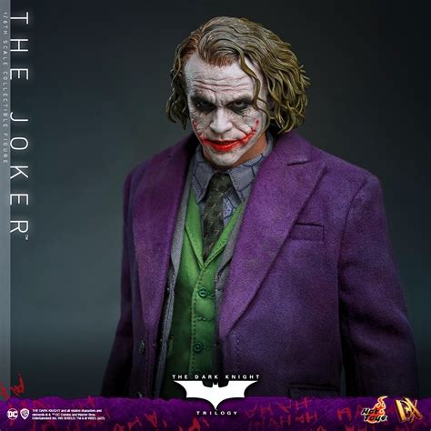 Hot Toys 1 6系列 可動模型 蝙蝠俠黑暗騎士 小丑膠髮版 DX32 無人島玩具