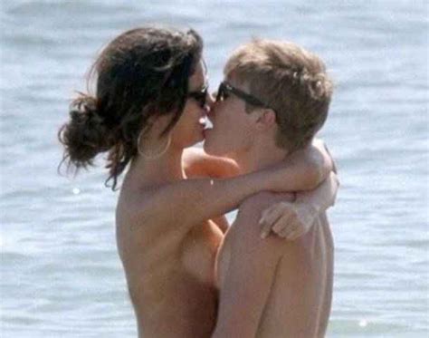 Selena Gomez Hot Nude Collection My Free Girlz