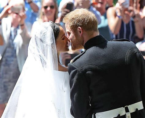 Designerin Von Brautkleid Von Meghan Markle Bilder Der Hochzeit Mit Prinz Harry Abendzeitung