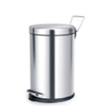 Silver Stainless Steel Pedal Dustbin For Commercial Residential