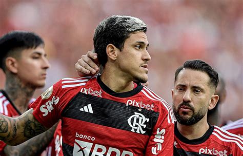 Flamengo Aprova Renova O De Contrato Do Patroc Nio No Ombro Da Camisa