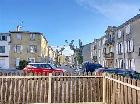 A VENDRE LERAN CENTRE MAISON AVEC COUR