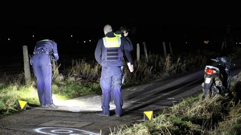 Zwei Schwerverletzte Nach Unfall Auf Feldweg In Krefeld Forstwald