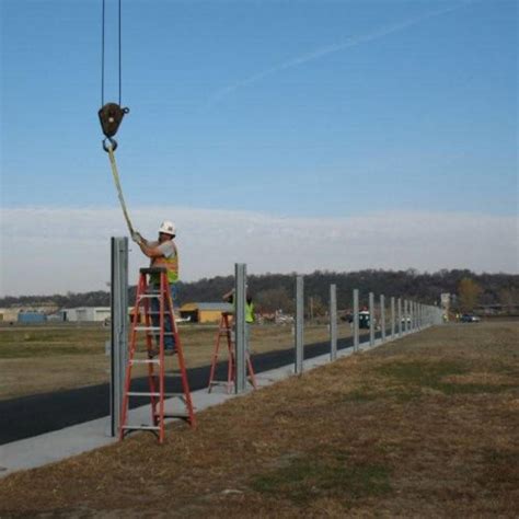 Holman Field Removable Flood Wall Flood Control America