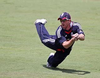 Roncu Sports: Ab De Villiers Catches Images