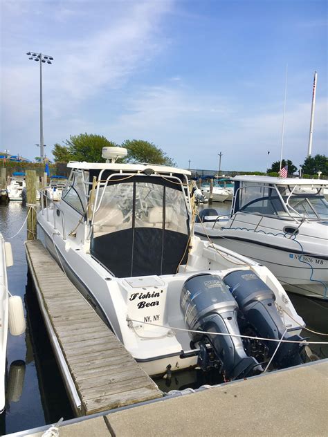 2006 Seaswirl Striper Striper 2901 Walkaround O/B - East Shore Marine