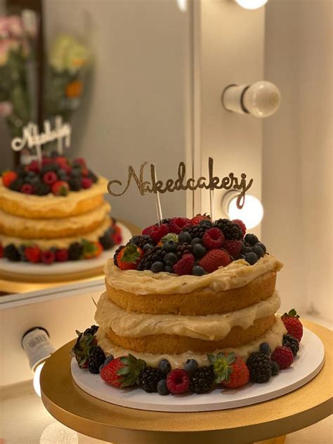 Confeiteira De Famosas D Dicas Para Fazer Naked Cake Fofinho E