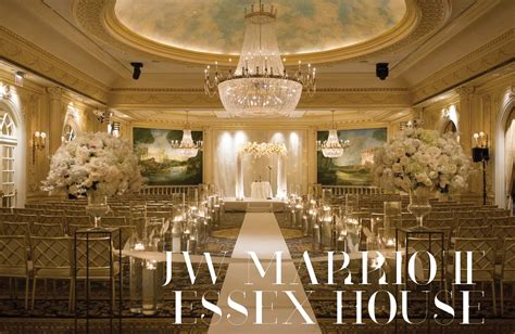 Jw Marriott Essex House Is An Historic Nyc Wedding Venue Across From Central Park Wedding