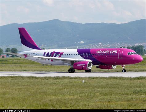 Lz Wzc Airbus A Wizz Air Bulgaria Airlines Kanov Jetphotos