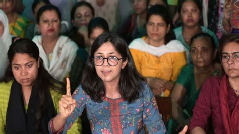 Slapped Hit Kicked On Stomach Swati Maliwal In Fir Seen Limping