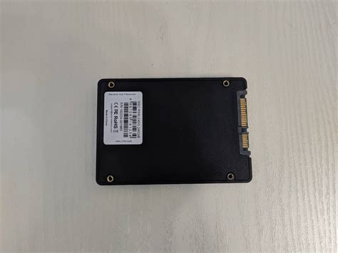 Купить SSD диск AMD 2.5 Radeon R5 240 Гб SATA III 3D NAND TLC R5SL240G ...