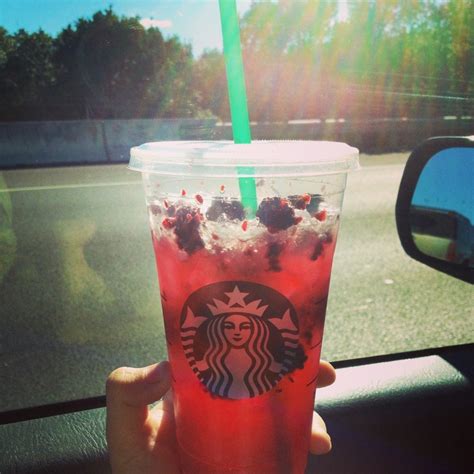 Very Berry Hibiscus From Starbucks Heaven In A Cup Drinkar