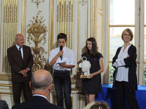 Photo Marc Ladreit de Lacharrière et Françoise Nyssen Remise du