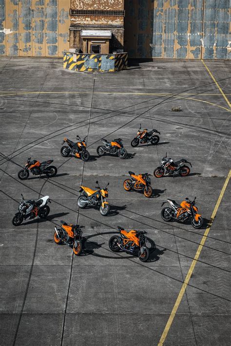 KTM DUKE 30 Anos De Naked Pura MotoNews Andar De Moto