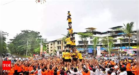 Sena To Telecast Thane Dahi Handi On Trains Thane News Times Of India