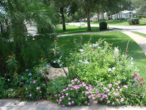 Earth Shattering Gardening Creating A Florida Cottage Garden