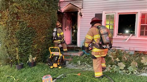 Socastee Fire Leaves 3 Displaced Police And Fire Departments Investigating