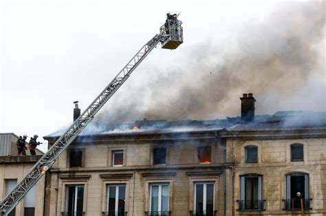 Feu Au Centre Ville De Commercy Deux Familles Relog Es