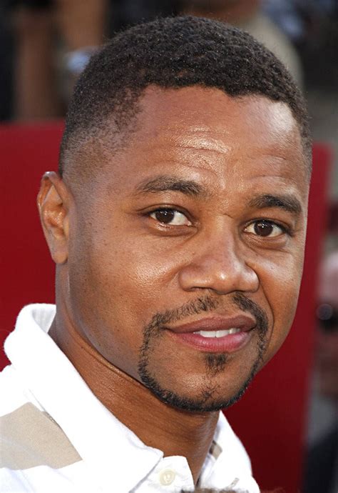 Download Acclaimed Actor Cuba Gooding Jr S Stylish Hairstyle Wallpaper