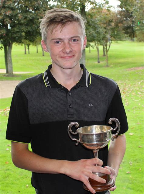 Golfers are raving about the haggs castle golf club glasgow greens