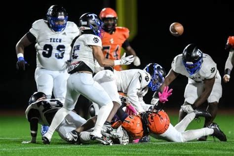 Football No Passaic Tech Secures First Unbeaten Regular Season