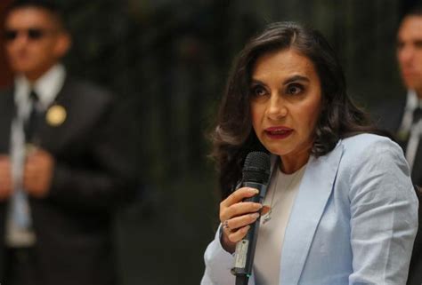 Cancillería le solicita a Verónica Abad abstenerse de dar declaraciones