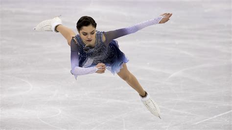 Russian figure skater Evgenya Medvedeva sets new world record at Winter ...