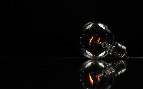 Lightbulb Wallpapers - Top Free Lightbulb Backgrounds - WallpaperAccess
