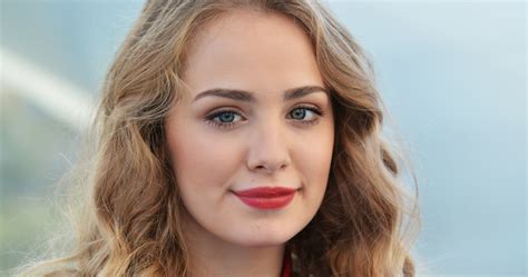 Wiktoria Gąsiewska zachwyca zdjęciami w bikini Świat Seriali w INTERIA PL