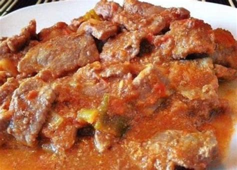 Receta fácil para hacer un rico entomatado de res para la comida