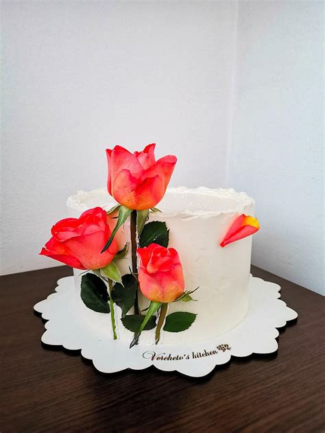 Roses Cake Decorated Cake By Vyara Blagoeva Cakesdecor