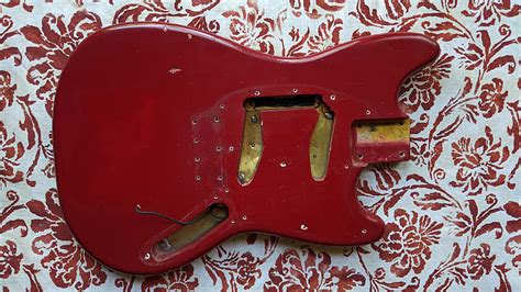 1966 Fender Musicmaster Duo Sonic Guitar Body Reverb Canada