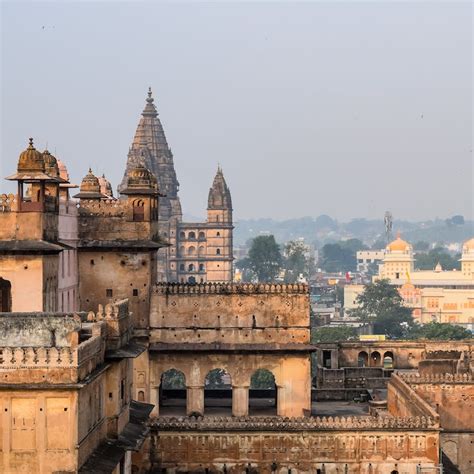 View Of The Chaturbhuj Temple In India · Free Stock Photo