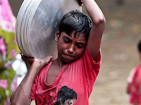 Child labor in Bangladesh - CBS News