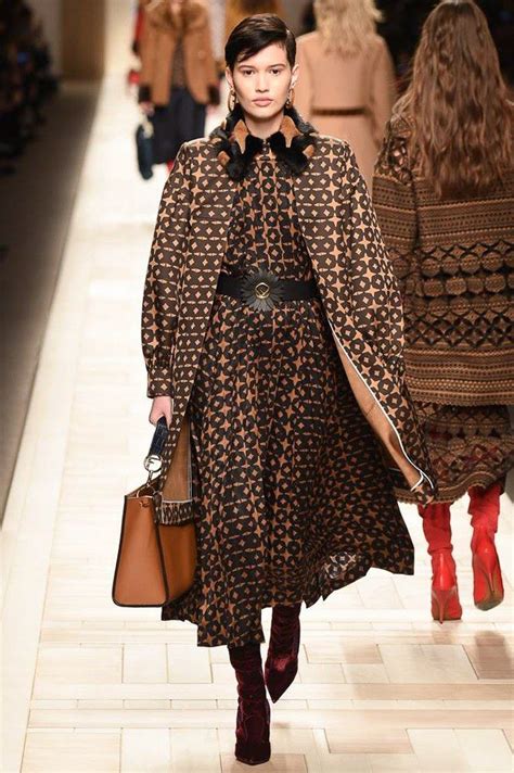 Fendi Fall Ready To Wear Collection Photos Vogue Fashion