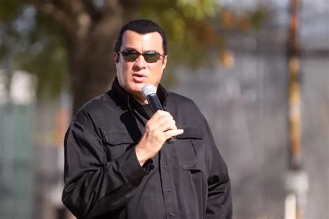 Putin Awards US Actor Steven Seagal The State Order Of Friendship