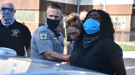 Four arrested at demonstration outside Alamance jail