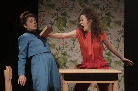 Senhora E Senhorita - SENHORA X, SENHORITA Y - INFOTEATRO