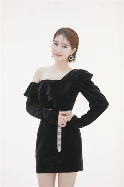 Akiko Hara F Cupped Metamorphosis Mature Woman P Xfantazy My XXX Hot Girl