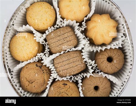 Different Varieties Biscuits In A Tin Stock Photo Alamy