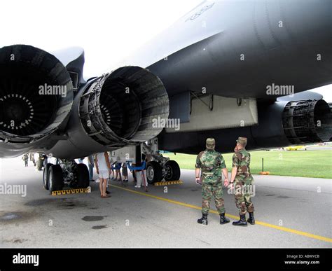 US Air Force B 1 bomber Stock Photo - Alamy