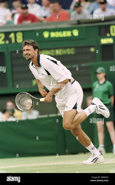 Tennis - Wimbledon Championships - Mens Final Stock Photo - Alamy